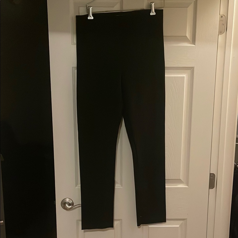 Women’s Black Skinny  pants